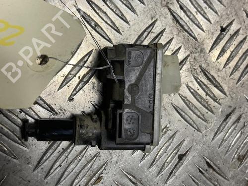 Interruttore PEUGEOT 2008 II (UD_, US_, UY_, UJ_, UR_, UC_) 1.5 BlueHDI 100 (102 hp) 31969896