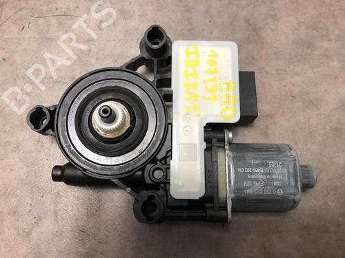 Used Right rear window motor SEAT IBIZA V (KJ1, KJG) 1.0 TSI (95 hp) 29267736