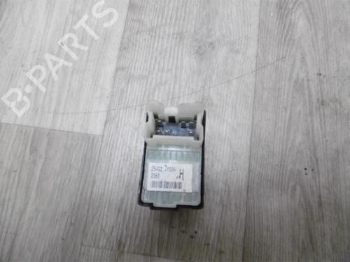 Switch RENAULT KOLEOS I (HY_) 2.0 dCi 4x4 (HY0K) | BP20626756I30 