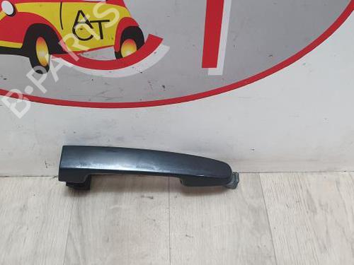 Poignée extérieure arrière droite Poignée extérieure arrière droite TOYOTA RAV 4 II (_A2_) 2.0 D 4WD (CLA20_, CLA21_, CLA20R, CLA21R) (116 hp) 39901337 39901337