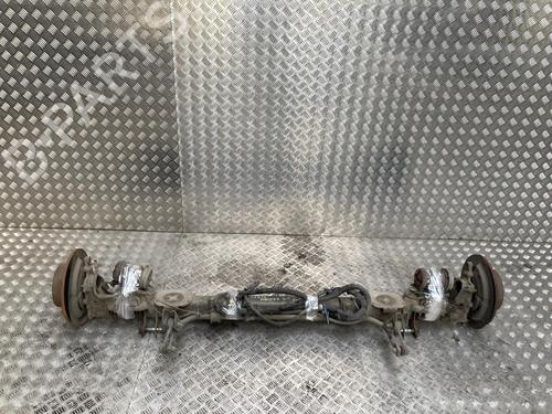Eixo traseiro Eixo traseiro RENAULT MASTER III Van (FV) 2.3 dCi 110 FWD (FV0R, FV0W, FV1A) (110 hp) 36405883 36405883