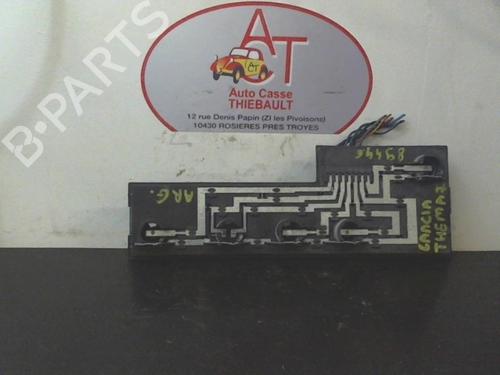 Éclairage de plaque d'immatriculation LANCIA THEMA (834_) 2500 Turbo DS (834AE) (115 hp) 13136803