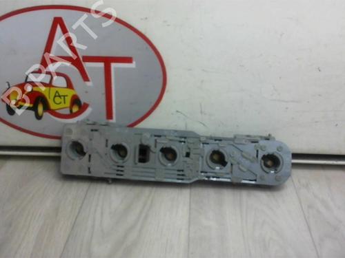 Nummerpladelys TOYOTA YARIS (_P13_) 1.5 Hybrid (NHP130_, NHP130) (101 hp) 27464824