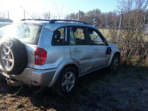 Middle console TOYOTA RAV 4 II (_A2_) 2.0 D 4WD (CLA20_, CLA21_, CLA20R, CLA21R) | BP31201661I22 - Image 7