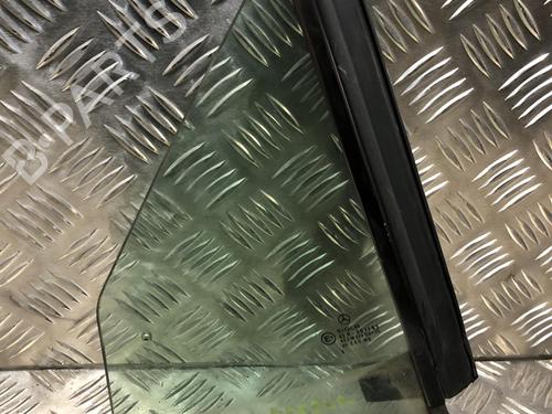 Used Rear right quarter glass MERCEDES-BENZ SLK (R170) 200 (170.435) (136 hp) 23567948