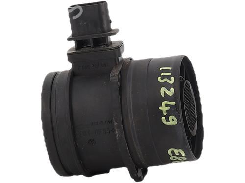 Mass air flow sensor BMW 1 Convertible (E88) 123 d | BP39561604M95 - Image 2