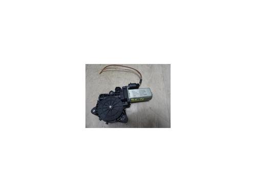 Vindusheismotor venstre foran LANCIA MUSA (350_) 1.3 D Multijet (350.AXB11, 350.AXB1A) (70 hp) 29264817