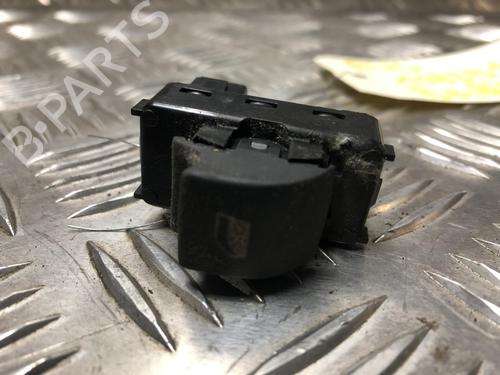 Used Left front window switch CITROËN BERLINGO MULTISPACE (B9) 1.6 HDi 90 (90 hp) 26726653