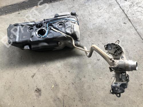 Used Fuel tank VW TOURAN (5T1) 2.0 TDI (150 hp) 23648494