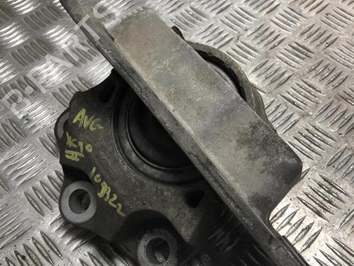 Used Engine mount VOLVO XC90 II (256) D5 AWD (224 hp) 31202710