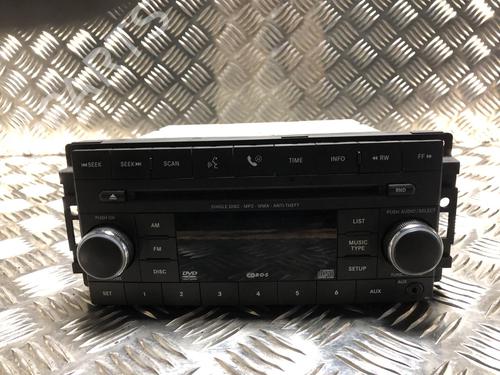 Used Radio CHRYSLER GRAND VOYAGER V (RT) 2.8 CRD (163 hp) 21589065