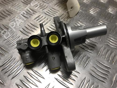 Brake master cylinder FORD TRANSIT COURIER B460 Box Body/MPV 1.5 TDCi | BP25281535M77