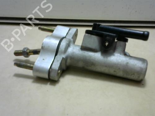 Clutch slave cylinder TOYOTA RAV 4 II (_A2_) 2.0 D 4WD (CLA20_, CLA21_, CLA20R, CLA21R) | BP13261106M113
