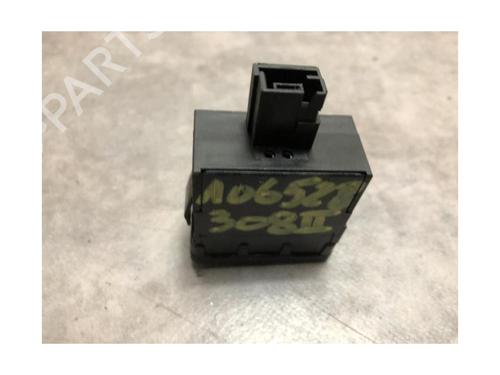 Switch PEUGEOT 308 II (LB_, LP_, LW_, LH_, L3_) 1.6 BlueHDi 120 | BP23100074I30 
