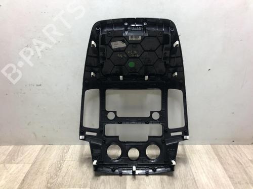 Middenconsole HYUNDAI i30 (FD) 1.6 CRDi (116 hp) 23034958