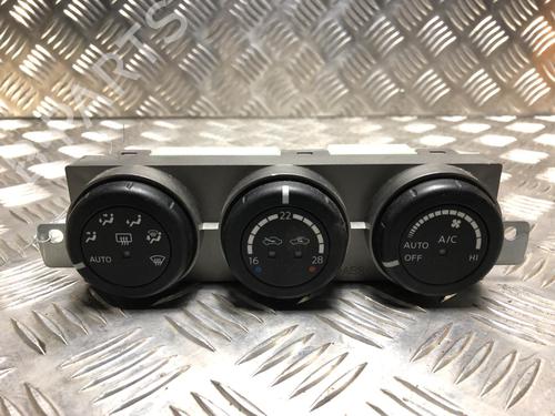 Used Climate control NISSAN X-TRAIL I (T30) 2.2 Di 4x4 (114 hp) 31198024