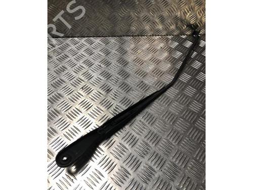 Front windshield wiper arm VOLVO C30 (533) 1.6 D | BP26461815C143 