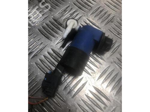 Washer pump RENAULT CAPTUR I (J5_, H5_) 1.5 dCi 90 (J5N4, J5M5, J5MW, J5M6, J5AL, J5AJ) | BP26326933E24 