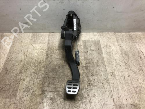 Used Clutch pedal SKODA FABIA II (542) 1.2 TSI (105 hp) 20633316