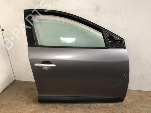 Used Right front door RENAULT MEGANE III Hatchback (BZ0/1_, B3_) 1.9 dCi (BZ0N, BZ0J) (131 hp) 23105903