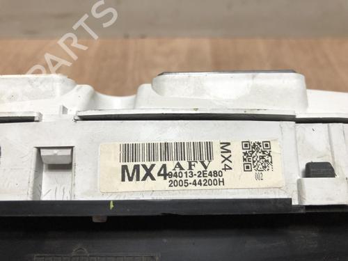 Used Instrument cluster HYUNDAI TUCSON (JM) 2.0 CRDi All-wheel Drive (136 hp) 13037896