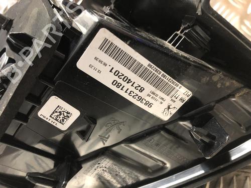 Right taillight PEUGEOT 3008 II SUV (MC_, MR_, MJ_, M4_) 1.5 BlueHDi 130 | BP25307149C35