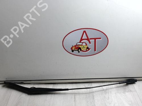 Used Front windshield wiper arm FORD FIESTA VI (CB1, CCN) 1.4 TDCi (68 hp) 20629940
