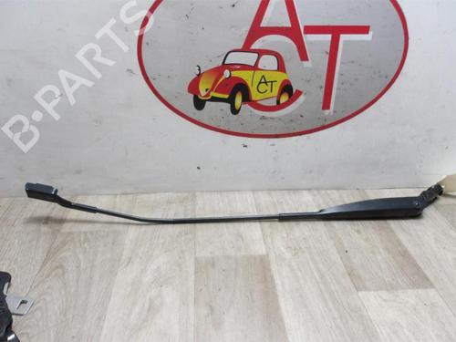 Front windshield wiper arm FIAT 500 (312_) 0.9 (312AXG1A, 312.AXG11) | BP23186723C143 