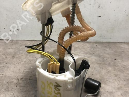 Used Fuel pump BMW 3 Touring (F31) 318 d (150 hp) 25305768