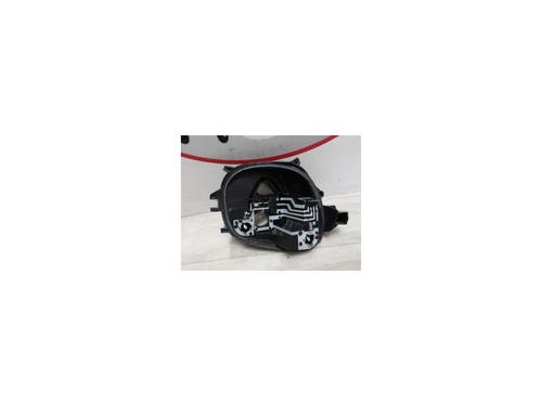 Used Licence plate light PEUGEOT 208 I (CA_, CC_) 1.2 PureTech 82 (82 hp) 13290664