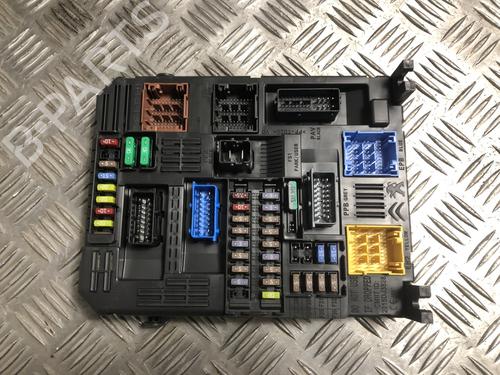Used Fuse box Fuse box PEUGEOT 208 II (UB_, UP_, UW_, UJ_) 1.2 PureTech 100 (101 hp) 35903419 35903419