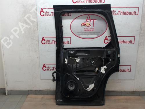 Used Right rear door CADILLAC ESCALADE 6.2 AWD (409 hp) 30782268