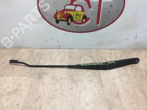 Used Front windshield wiper arm FIAT STILO (192_) 1.6 16V (192_XB1A) (103 hp) 13276089