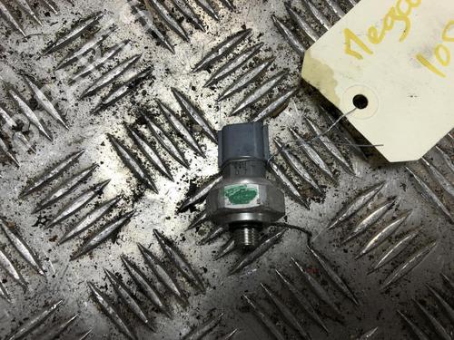 Sonda eletrónica RENAULT MEGANE IV Hatchback (B9A/M/N_) 1.5 dCi 110 (B9A3) (110 hp) 31201061