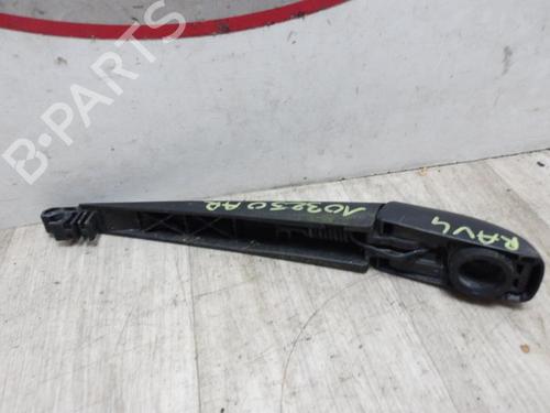 Bakre vindusviskerarm TOYOTA RAV 4 III (_A3_) 2.2 D 4WD (ALA30_, ALA30R) (136 hp) 13289023