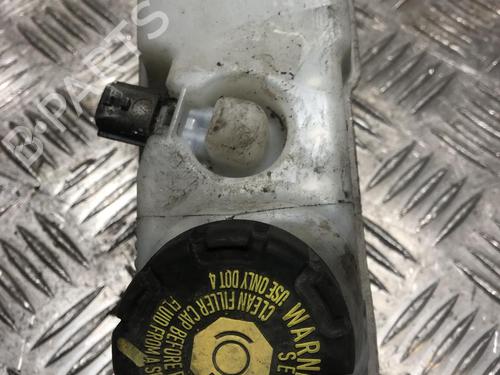 Used Brake fluid reservoir DACIA DUSTER (HS_) 1.5 dCi (109 hp) 31203334