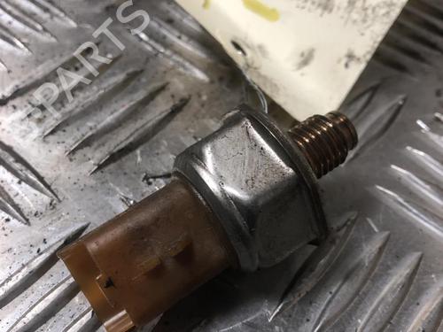 Used Electronic sensor PEUGEOT 308 II (LB_, LP_, LW_, LH_, L3_) 1.6 HDi 100 (99 hp) 31021787