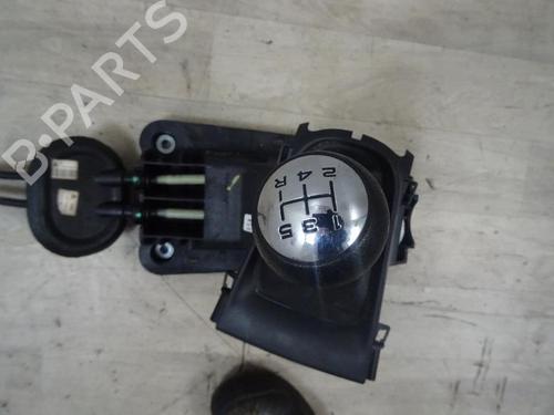 Palanca de cambios CITROËN C3 II (SC_) 1.2 VTi 82 (82 hp) 31204100