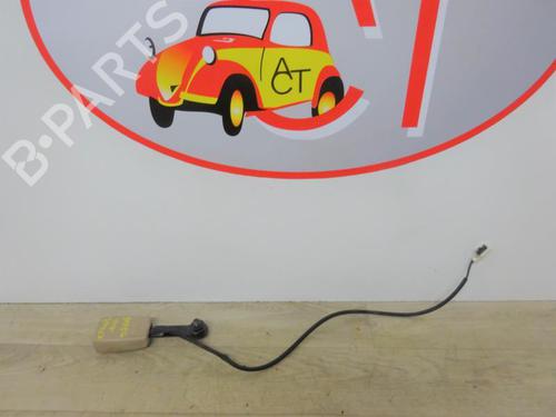 Used Seat buckle NISSAN X-TRAIL I (T30) 2.2 Di 4x4 (114 hp) 13221595