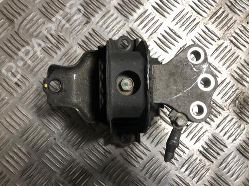 Used Engine mount Engine mount SUZUKI BALENO (FW, EW) 1.0 (A1K310) (111 hp) 32784790 32784790