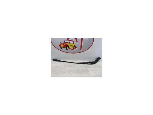 Used Front windshield wiper arm MERCEDES-BENZ A-CLASS (W169) A 180 CDI (169.007, 169.307) (109 hp) 20629562