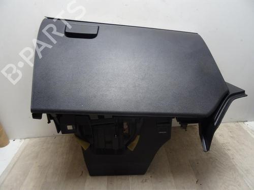 Used Glove box MAZDA 3 (BL) 1.6 MZ-CD (BL14) (109 hp) 13226542
