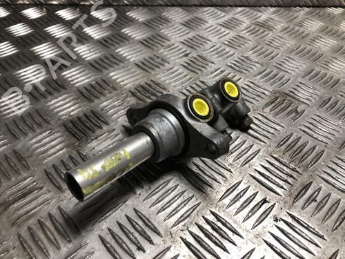 Hovedbremsecylinder CITROËN C-CROSSER (VU_, VV_) 2.2 HDi (156 hp) 33028895