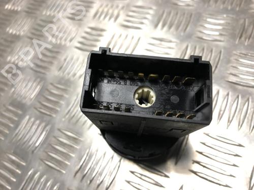 Headlight switch VW POLO IV (9N_, 9A_) 1.2 12V | BP25305977I24