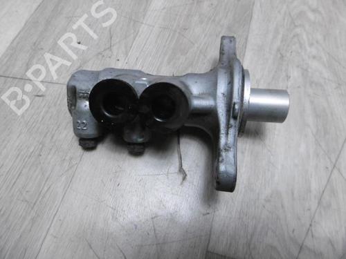 Used Brake master cylinder CITROËN C3 II (SC_) 1.4 HDi 70 (SC8HZC, SC8HR0, SC8HP4) (68 hp) 13276958