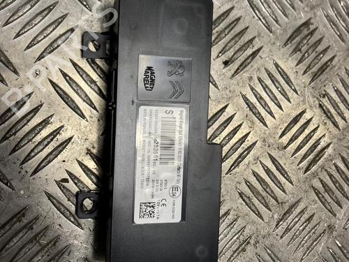 Used Control unit Control unit PEUGEOT 308 II (LB_, LP_, LW_, LH_, L3_) 1.2 THP 130 (131 hp) 33028931 33028931