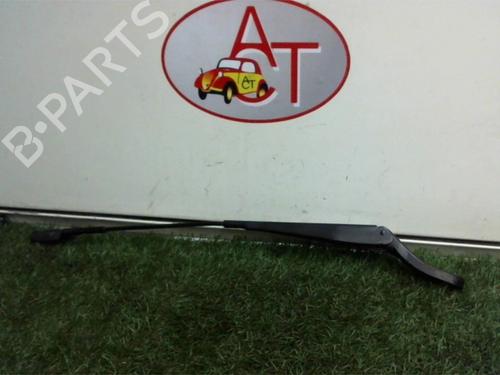 Front windshield wiper arm RENAULT TWINGO II (CN0_) 1.2 16V (CN0K, CN0V, CN0A) | BP22912955C143 