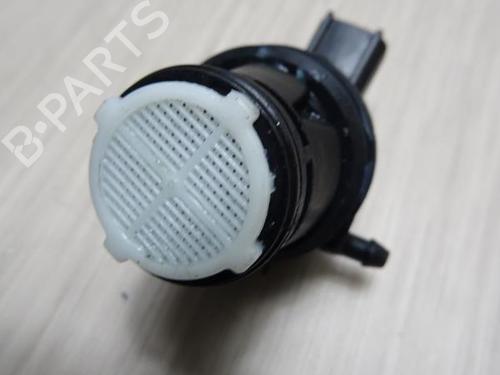 Used Washer pump TOYOTA YARIS (_P9_) 1.0 VVT-i (KSP90_, KSP90R) (69 hp) 13129699