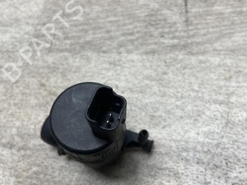 Used Washer pump RENAULT KANGOO Express (FW0/1_) 1.5 dCi 75 (FW07, FW10, FW04) (75 hp) 13263077