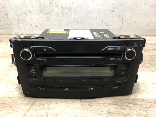 Used Radio TOYOTA AURIS (_E15_) 1.4 D-4D (NDE150_, NDE150R) (90 hp) 20630608
